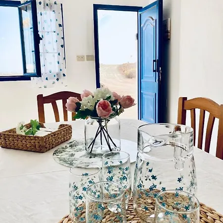 La Casa De La Playa Holiday home *